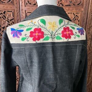 Vintage Handmade Embroidered Floral Jean Denim Jacket Multicolor Yoke